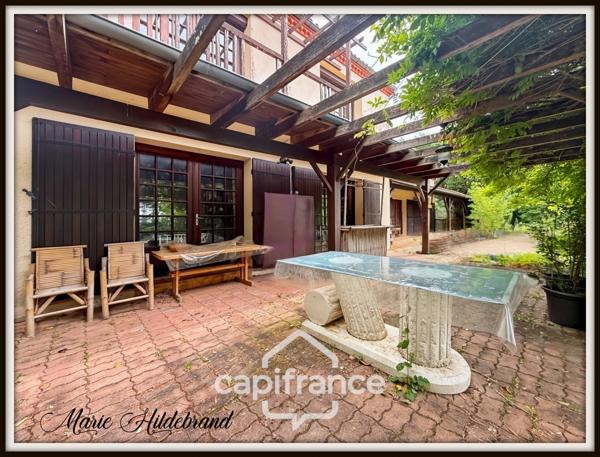 Maison de Caractère – 290 m², 8 Chambres, Jardin 7500 m², Vue Imprenable