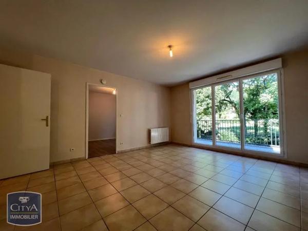 Appartement à louer 2 pièces 49.01m²