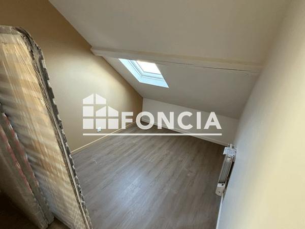 Location Appartement 3 pièces 65.36 m² - 7 RUE VALENTIN HAUY Poitiers 86000