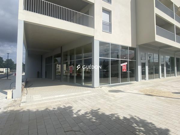 Local commercial - 0 m² - 0 pièce