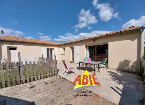 Maison  6 pièce(s)  4 chambre(s)  137 m²