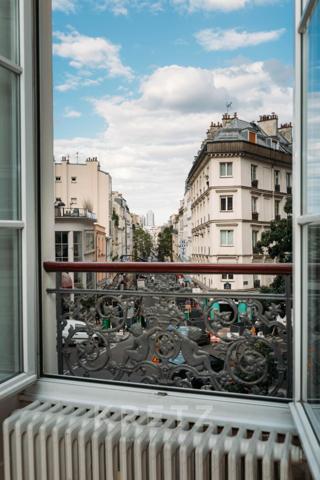 Le charme au pied de la Butte Montmartre.