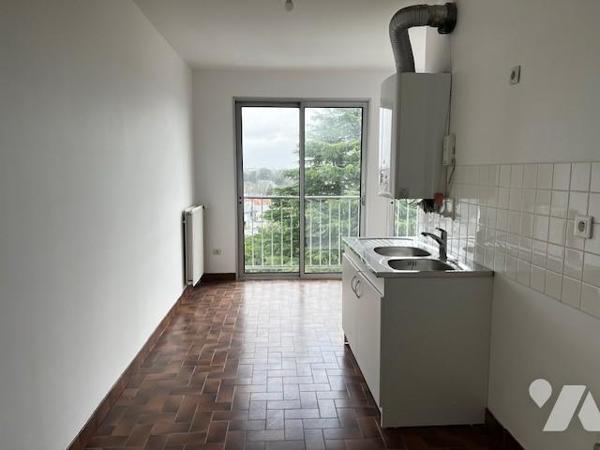 A VENDRE à NANTES - APPT T3 de 79m2 avec garage et cave