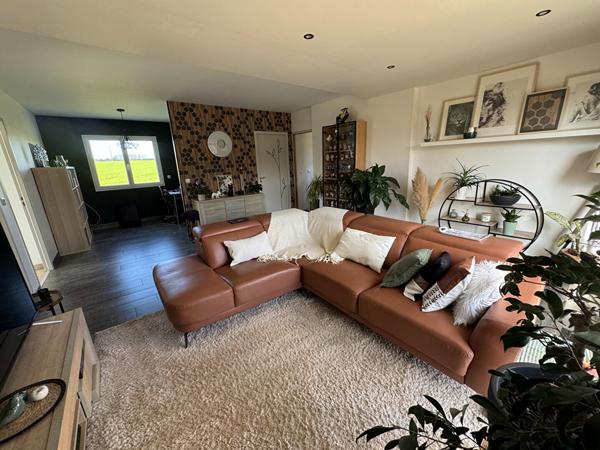 A VENDRE Maison proche LANDIVISIAU 8 pièces 150 m2