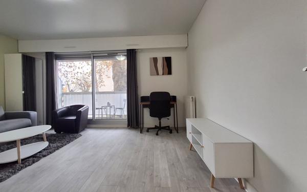 Appartement à louer    1 pièce • 28,21 m2 Boissy-Saint-Léger