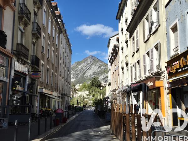 Appartement à vendre 2 pièces 61,56 m² Grenoble