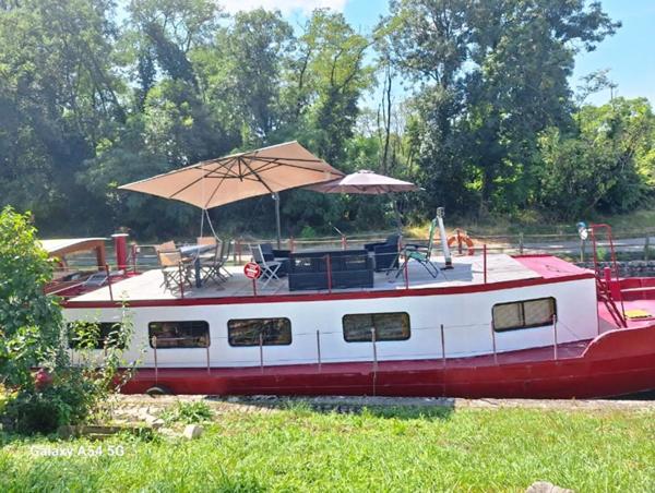 21200 BEAUNE -  PENICHE 23 mètres - 100 m2 habitable - 2 Chambres - Tout confort