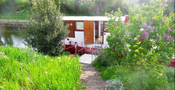 21200 BEAUNE -  PENICHE 23 mètres - 100 m2 habitable - 2 Chambres - Tout confort