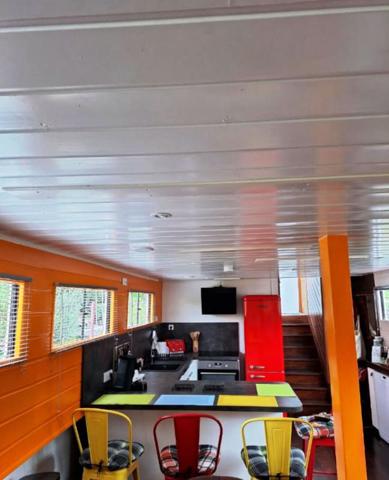 21200 BEAUNE -  PENICHE 23 mètres - 100 m2 habitable - 2 Chambres - Tout confort