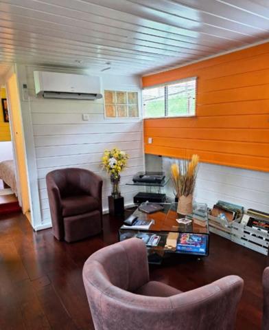 21200 BEAUNE -  PENICHE 23 mètres - 100 m2 habitable - 2 Chambres - Tout confort