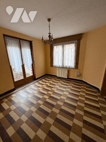 Belle maison de ville avec garage et petit terrain proche de toutes commodités