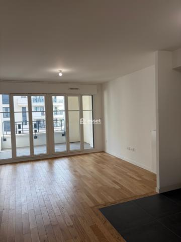 Location Appartement 2 pièces 48.1 m² - Saint-ouen-sur-seine 93400
