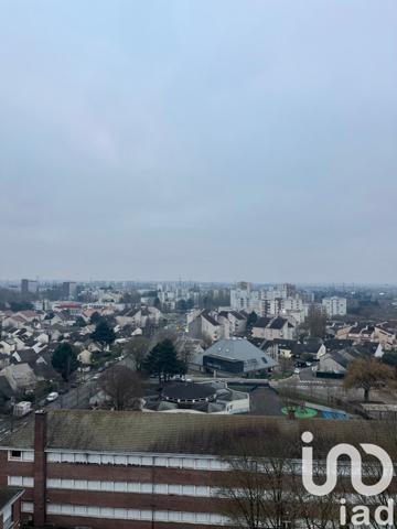 Appartement 5 pièces de 76 m² à Villiers-le-Bel (95400)