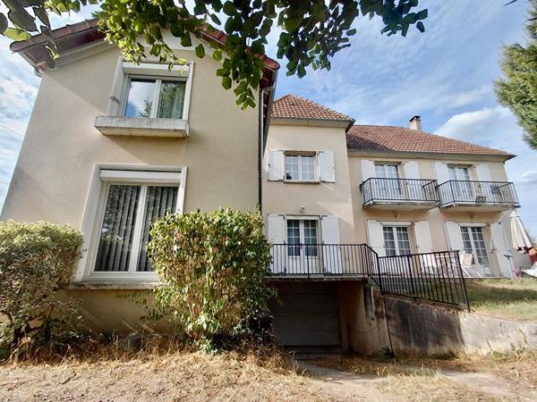 Propriété 8 pièces 205 m2