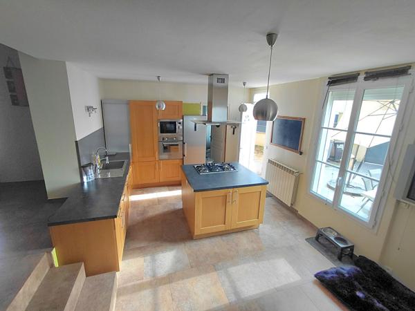 Propriété 8 pièces 205 m2