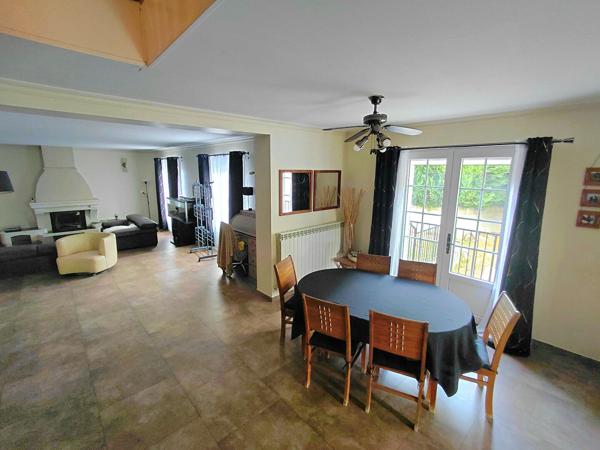Propriété 8 pièces 205 m2