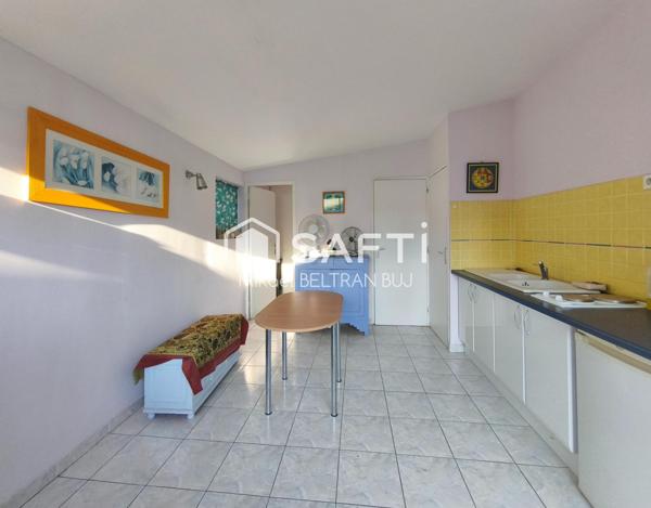 Villa de plain-pied avec appartement indépendant sur terrain de 1200 m²