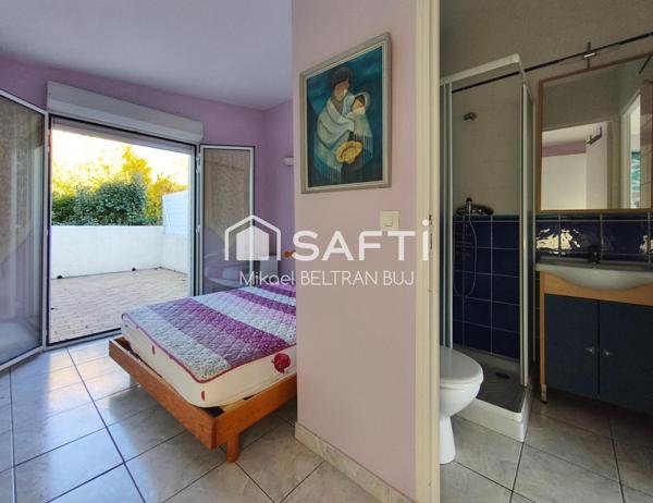 Villa de plain-pied avec appartement indépendant sur terrain de 1200 m²