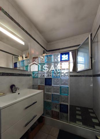 Villa de plain-pied avec appartement indépendant sur terrain de 1200 m²