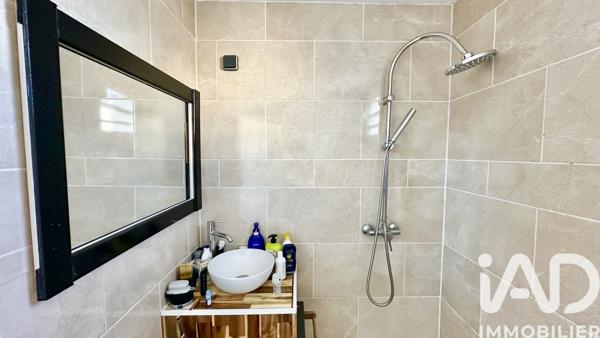 Maison à vendre 11 pièces 210 m² Le Tampon