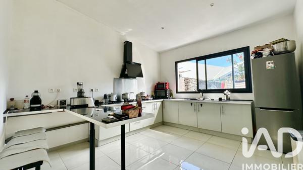 Maison à vendre 11 pièces 210 m² Le Tampon