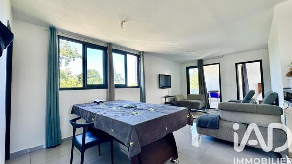 Maison à vendre 11 pièces 210 m² Le Tampon