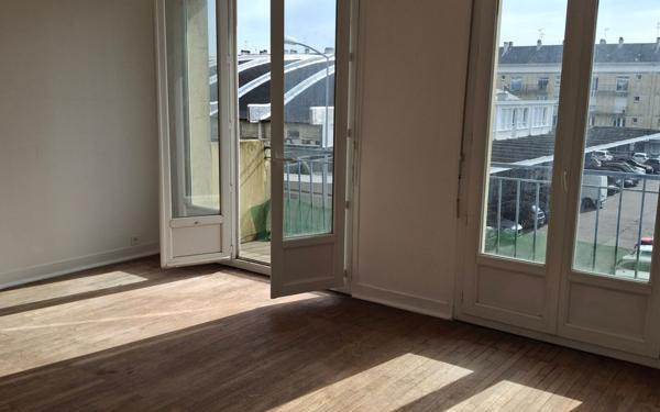 Appartement à louer    2 pièces •  Saint-Nazaire