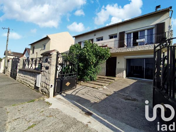 Maison à vendre 10 pièces 237 m² Villeparisis