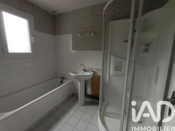 Maison à vendre 5 pièces 84 m² Saint-Sauvant