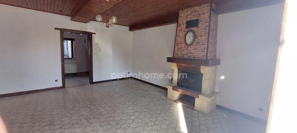 Maison habitable de suite avec des pièces Belles Lumineuses !