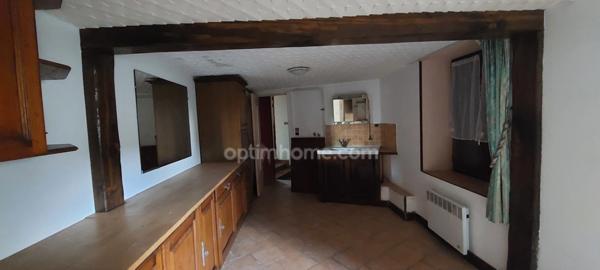 Maison habitable de suite avec des pièces Belles Lumineuses !