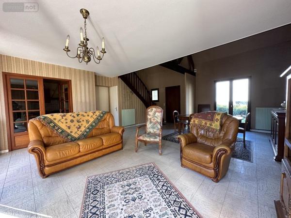 Maison à vendre à Vannes dans le Morbihan (56000), ref : 56003-1425   
Nord