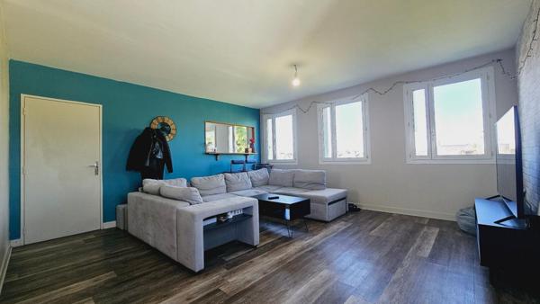 SAINT DOULCHARD APPARTEMENT DE 86M² 4 PIECES PARKING