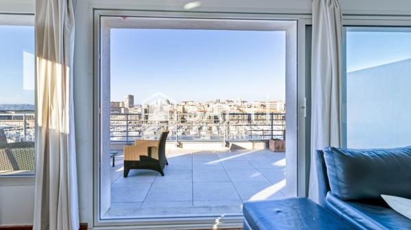 Penthouse d’exception avec terrasse et vue 360°