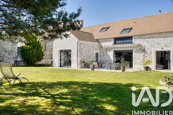 Maison à vendre 11 pièces 269 m² Briis-sous-Forges