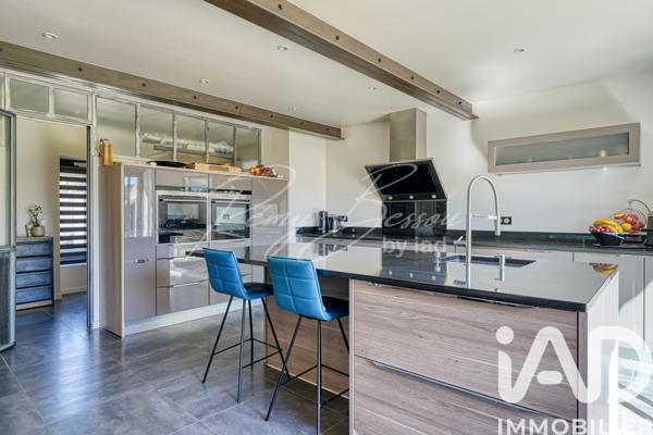 Maison à vendre 11 pièces 269 m² Briis-sous-Forges