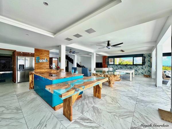 A VENDRE - VILLA D’EXCEPTION – VUE MER PANORAMIQUE & PRESTATIONS ULTRA LUXE - SAINT FRANCOIS