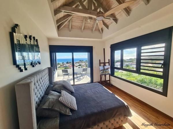 A VENDRE - VILLA D’EXCEPTION – VUE MER PANORAMIQUE & PRESTATIONS ULTRA LUXE - SAINT FRANCOIS