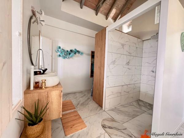 A VENDRE - VILLA D’EXCEPTION – VUE MER PANORAMIQUE & PRESTATIONS ULTRA LUXE - SAINT FRANCOIS