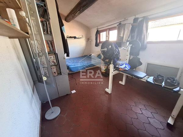 En exclusivité - Duplex T5 avec terrasse : Secteur Capelette (13010)