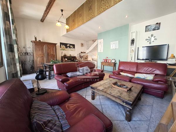 En exclusivité - Duplex T5 avec terrasse : Secteur Capelette (13010)