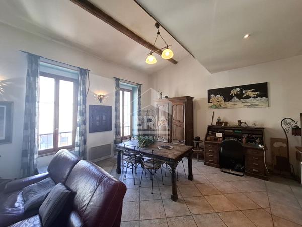 En exclusivité - Duplex T5 avec terrasse : Secteur Capelette (13010)