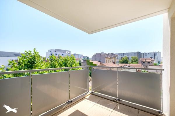 Appartement à vendre 180 000 € Lyon 08 2 p 46,5 m² DPE C