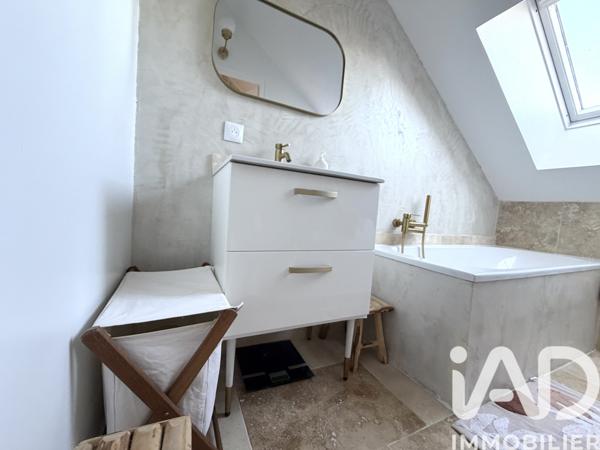 Maison à vendre 5 pièces 101 m² Loire-Authion