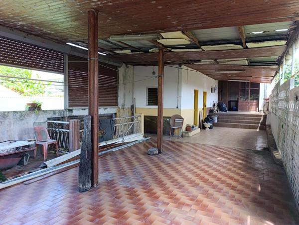 Immeuble Le Robert 7 pièce(s) 212,34  m2 IMMEUBLE À FORT POTENTIEL | LOCAL LOUÉ + HABITATION À CRÉER |