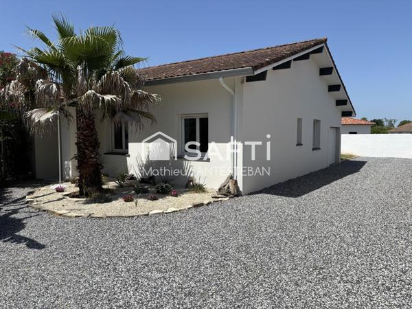 Élégante villa contemporaine avec piscine à Tosse