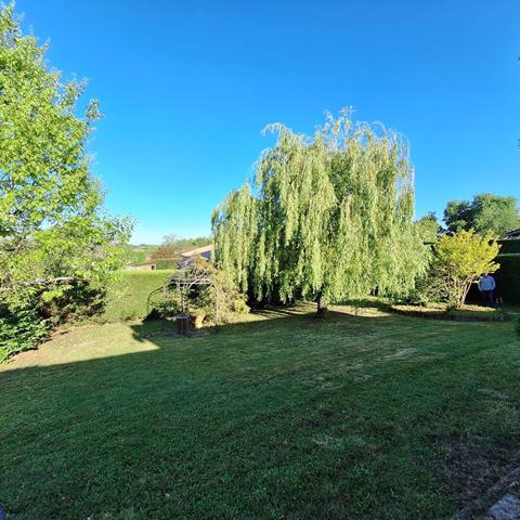 Maison plain pied de 127m² hab avec sous sol sur un terrain de 859m² , Maison plain pied de 127m² hab avec sous sol sur un terrain de 859m² ,