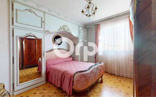 Appartement à vendre    3 pièces • 100,96 m2 Bron