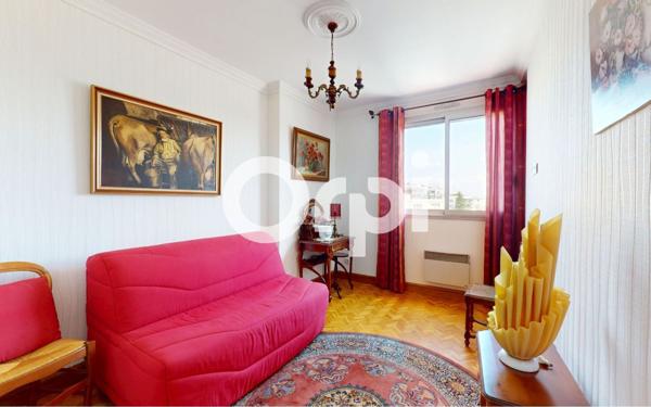 Appartement à vendre    3 pièces • 100,96 m2 Bron