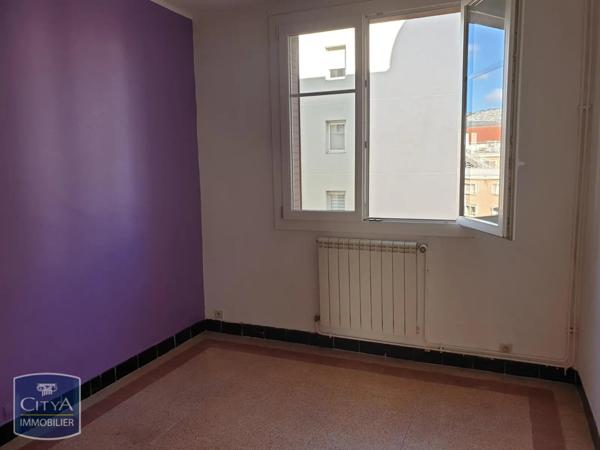Appartement à louer 4 pièces 65m²